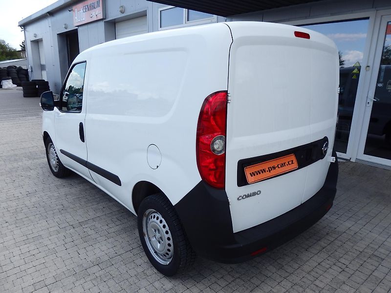 Opel Combo 1.4i 70 kW KLIMATIZACE - fotka 6 z 12