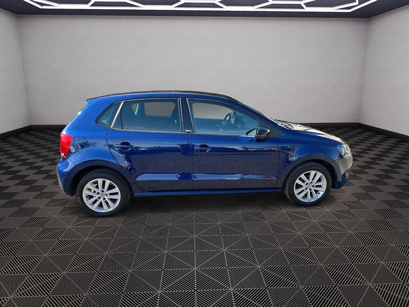 Volkswagen Polo (2012) 1,4 16v Style - fotka 7 z 28