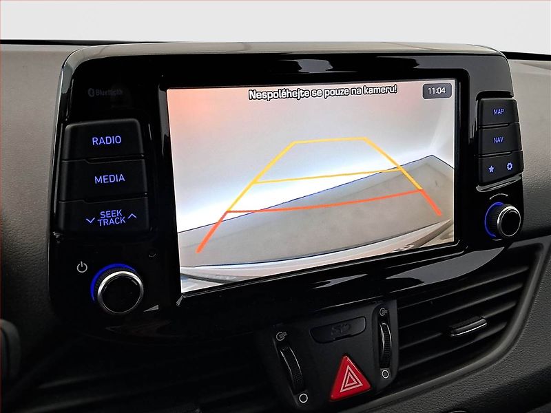 Hyundai i30 (2018) Go! 1.4 T-GDI, Navi, Tempomat - fotka 17 z 18