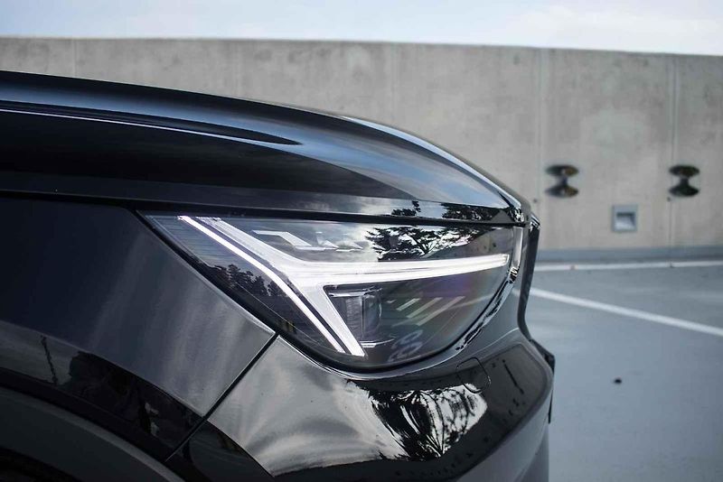Zvenčí kompaktní crossover, zevnitř překvapivě prostorné auto, které obstojí i jako jediné v rodině.