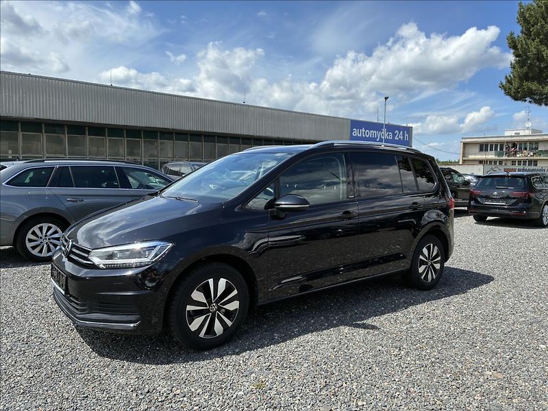 Volkswagen Touran 2,0 TDI ,7 MÍST,TAŽNÉ,KAMERA - fotografie inzerátu