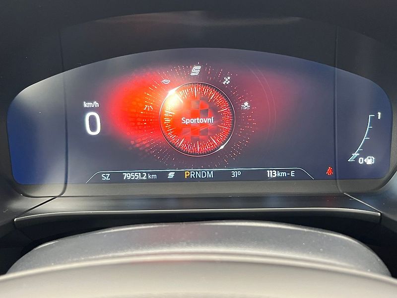 Ford Kuga 2,0 EB 140 kW AWD ST-Line - fotka 53 z 72