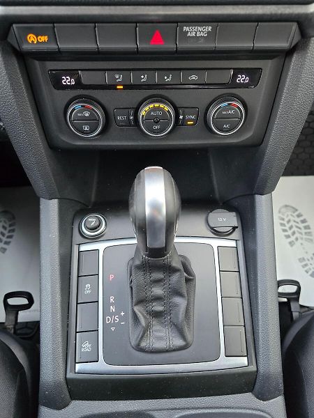 Volkswagen Amarok 150kW 4x4 DSG TAŽNÉ DPH - fotka 14 z 24