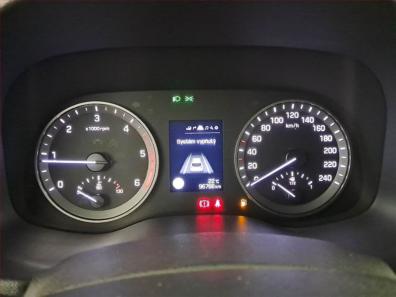 Hyundai Tucson (2018) 1.7 CRDi, ČR,1.maj, Navi - fotka 11 z 21
