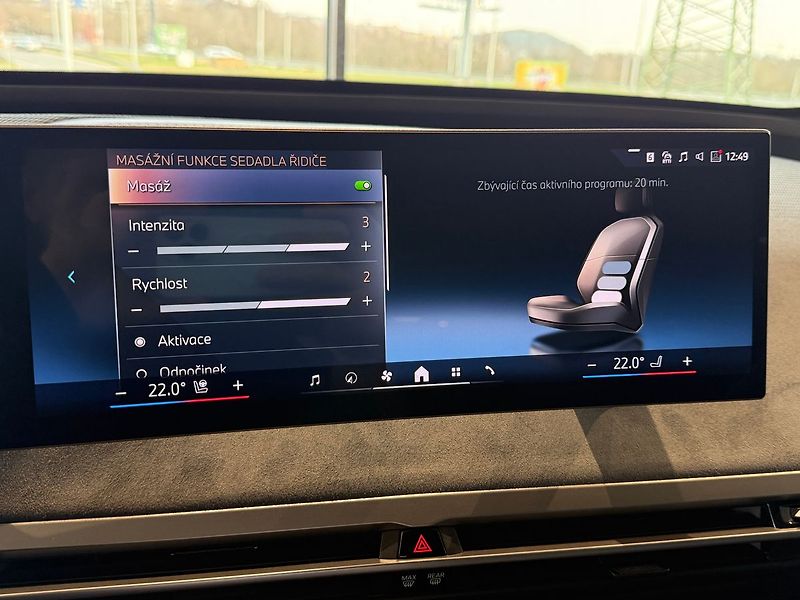 BMW Ostatní xDrive60, Masáž, Ventilace - fotka 26 z 41
