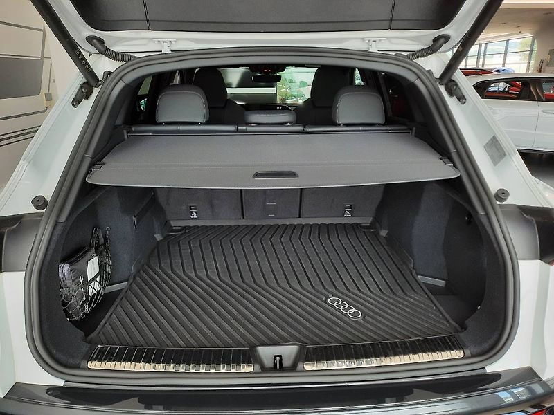 Audi Q5 (2025) 2.0 TDI quattro (150kW/204k) S - fotka 21 z 25