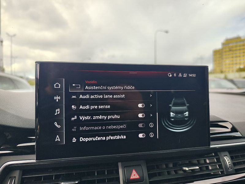 Audi RS 4 2.9 TFSI/331kW RS Dynamic pake - fotka 25 z 41