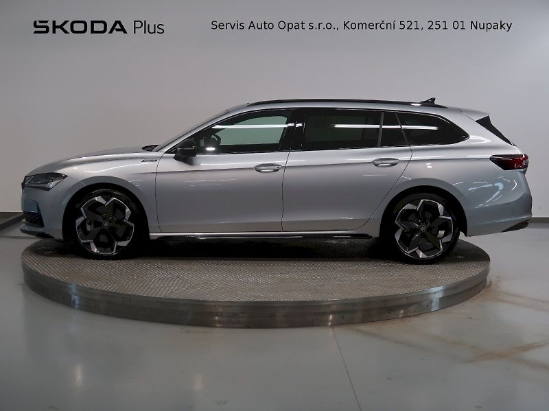 Škoda Superb (2026) SPORTLINE 2.0TDI 142kW 4x4 DSG - fotka 3 z 42