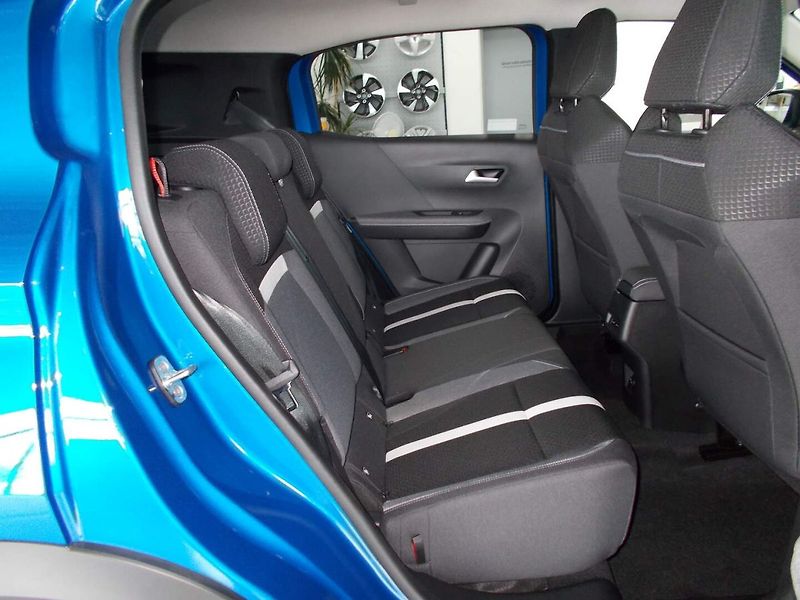 Opel Frontera (2026) GS Hybrid 1.2 TURBO (107kW/145 - fotka 15 z 31