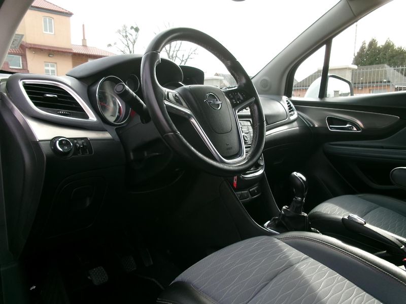 Opel Mokka (2015) 1,6CDTi NAVI 4x4 TEMP BT - fotka 24 z 28