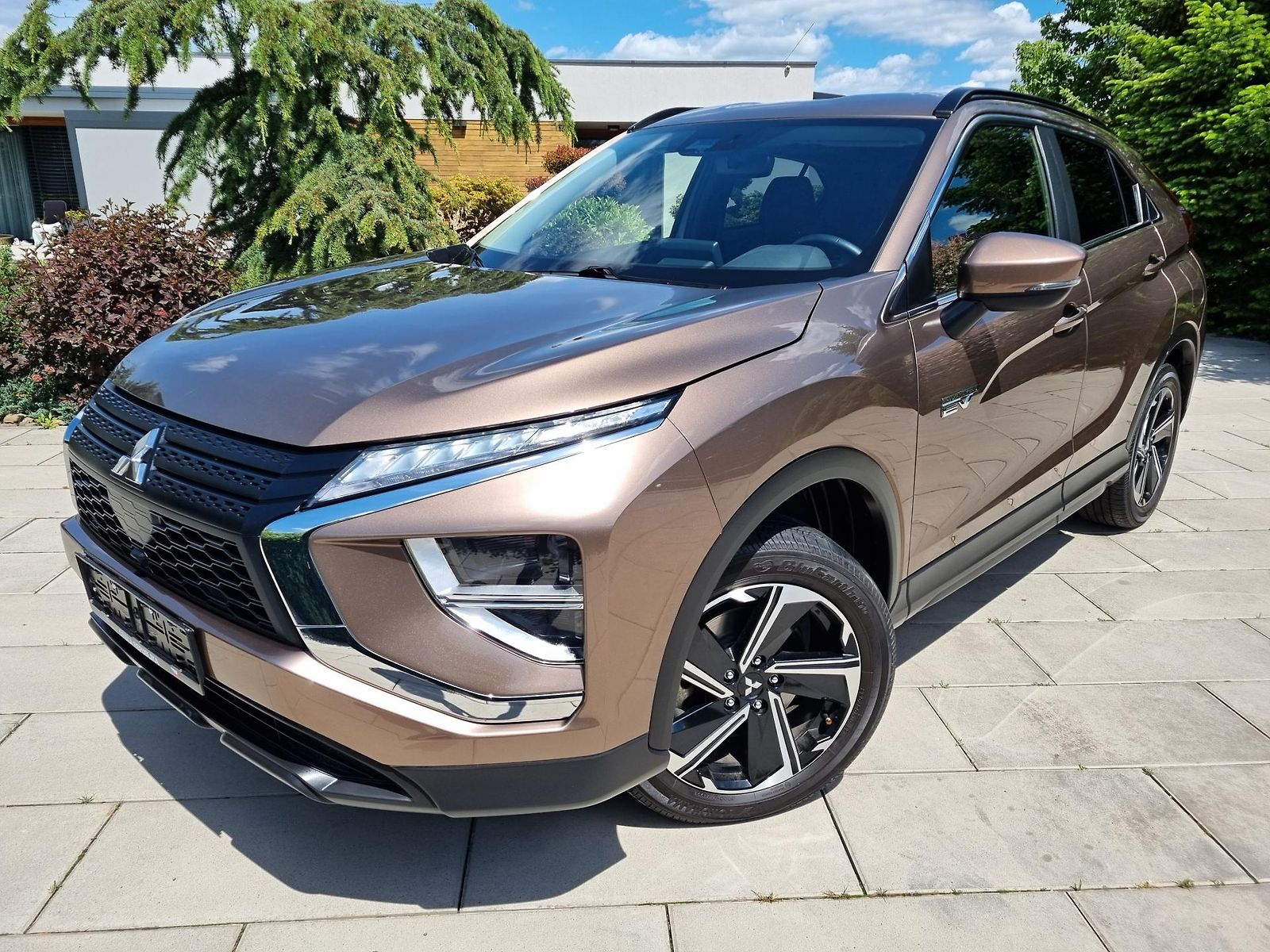 Mitsubishi Eclipse Cross 2.4 PHEV,4x4,TOP STAV