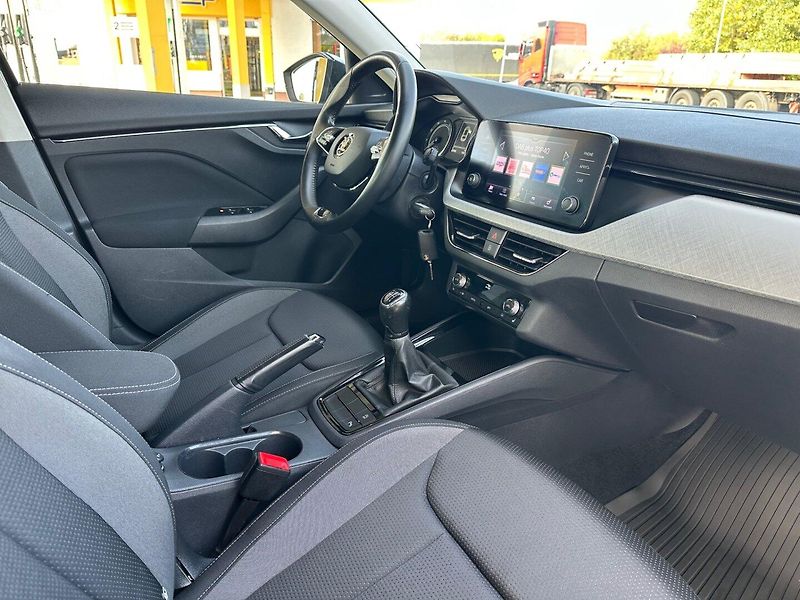 Škoda Scala (2023) 1.0TSi FULL-LED,ACC,APP,KAMERA - fotka 8 z 19