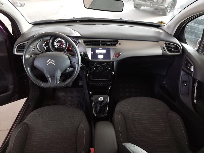 Citroën C3 (2016) 1,2I,60KW,KLIMA,LED,SERVISKA - fotka 19 z 26