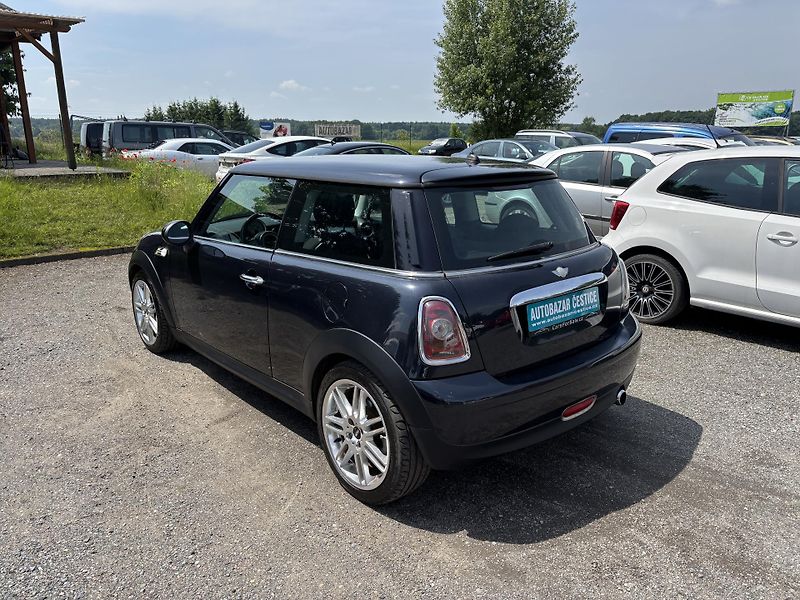 Mini Cooper 1.4i ONE - fotka 7 z 20
