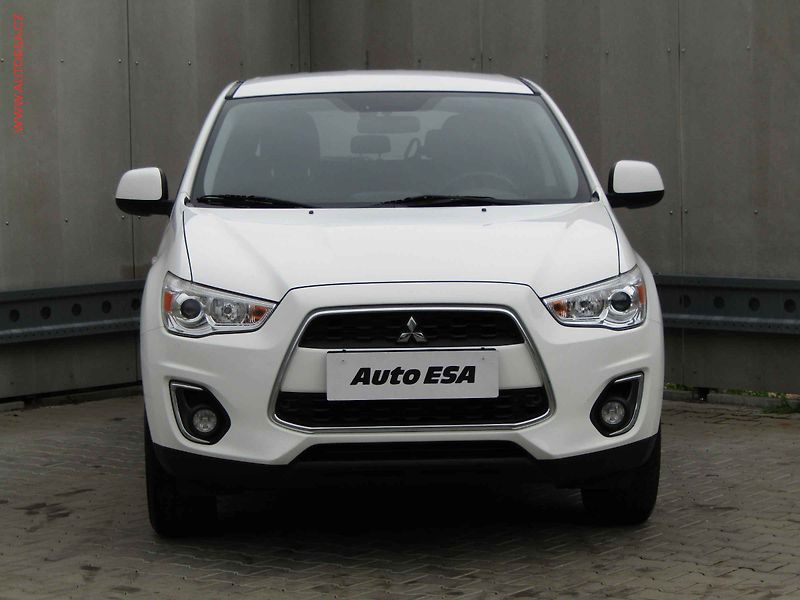 Mitsubishi ASX (2016) 1.6 MIVEC, AC, temp, tažné - fotka 2 z 18