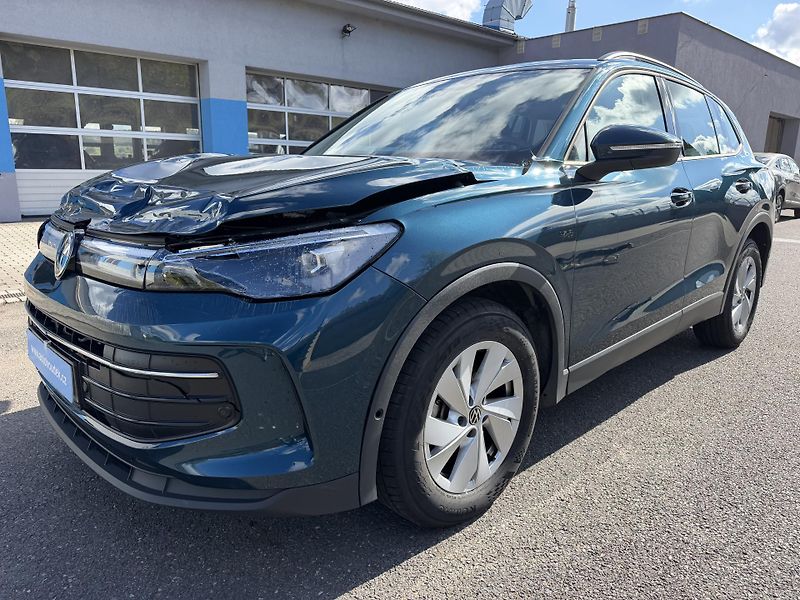 Volkswagen Tiguan 1,5 eTSi 110kW automat  LIFE - fotka 1 z 21