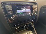 Škoda Octavia (2013) 1.4 TSi Elegance Tempomat - náhled 23