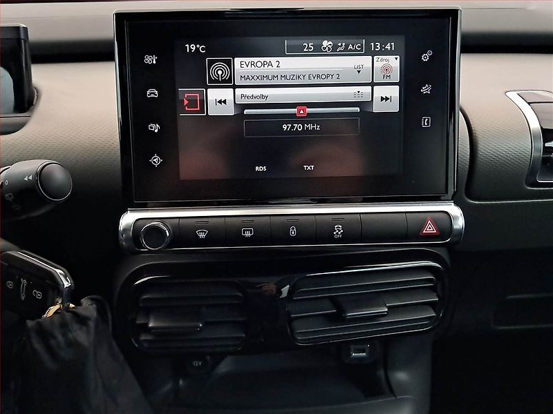Citroën C4 Cactus (2016) 1.2 PureTech, Navi, Tempomat - fotka 12 z 17