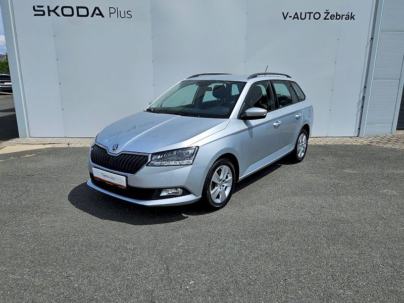 Škoda Fabia (2018) COMBI STYLE 81kW TSI/1.0 M6F - fotografie inzerátu