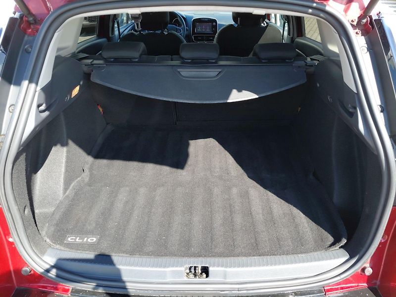 Renault Clio (2017) 1,2i 54 kW Limited - fotka 11 z 23
