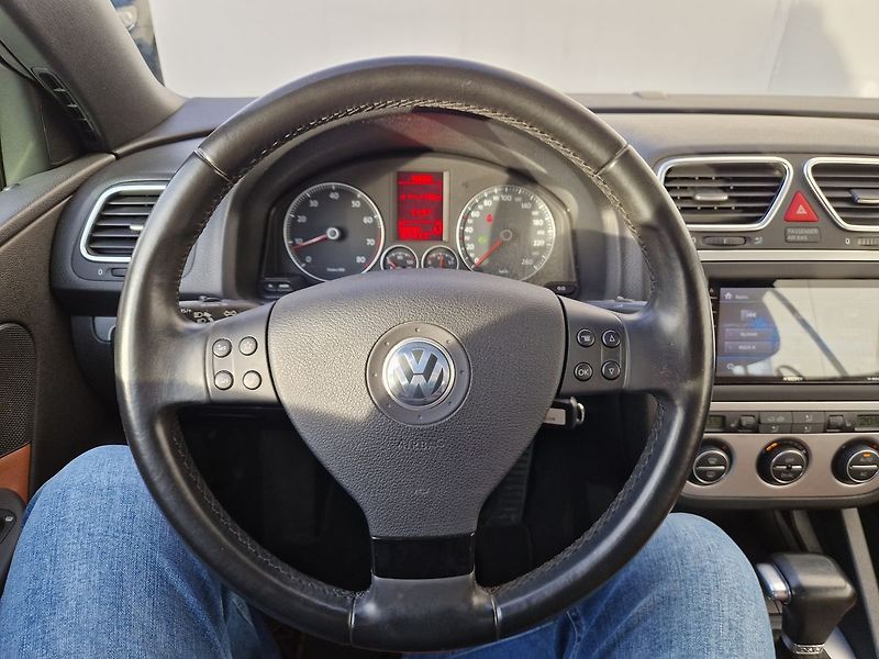 Volkswagen EOS Edition 2.0 TSI - fotka 12 z 29