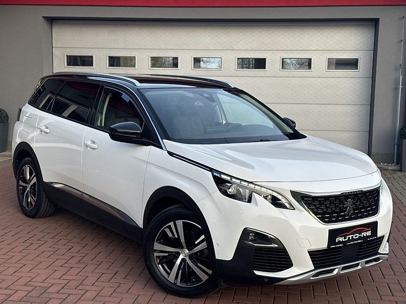 Peugeot 5008 (2020) 1.5 BlueHDi GT-Line LED Kamera - fotka 1 z 50