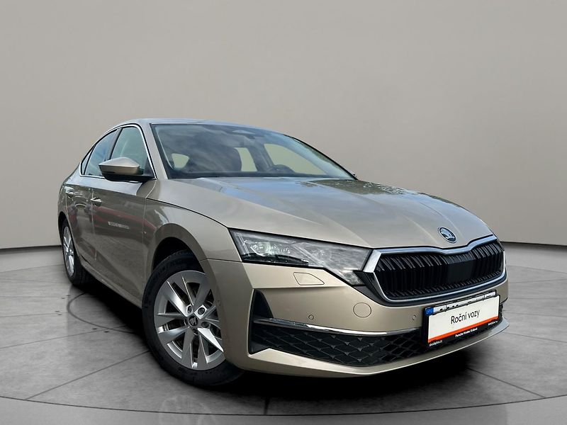 Škoda Octavia Top Selection 1,5 TSI 110 KW D - fotka 6 z 26