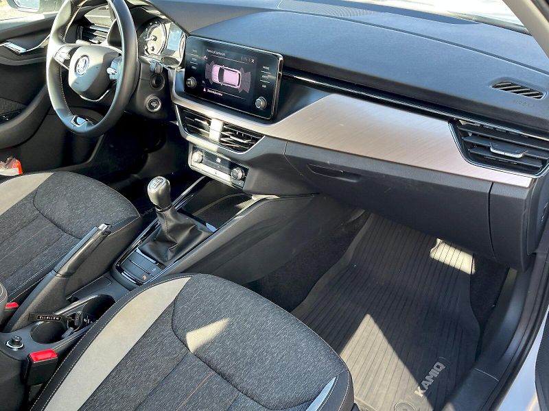 Škoda Kamiq (2022) 1.5 TSI 110 kW Style - fotka 17 z 29