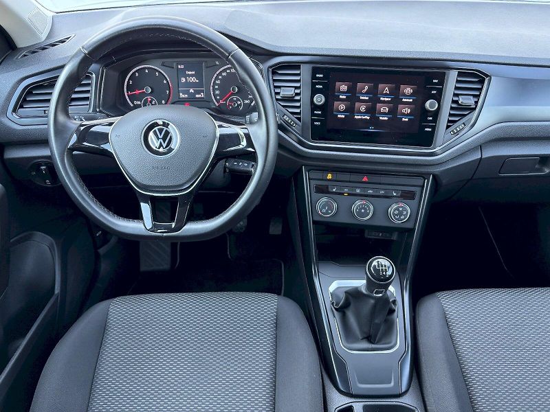 Volkswagen T-Roc (2022) 1.0 TSI 81kW - fotka 8 z 35