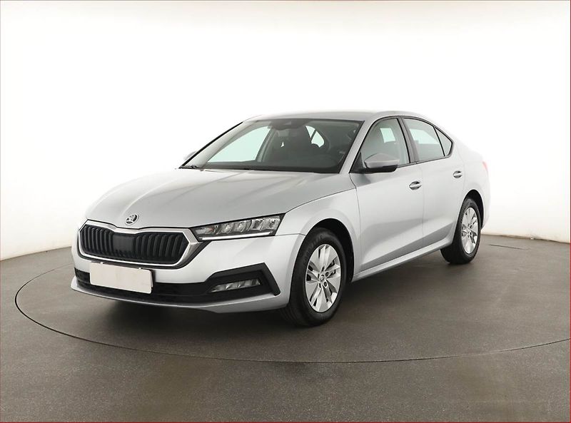 Škoda Octavia (2021) Ambition 2.0 TDI, ČR,1.maj - fotka 2 z 15