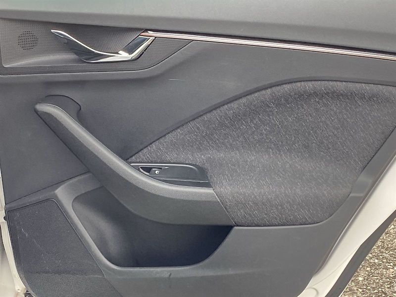 Škoda Scala (2023) 1.0 TSI Style - fotka 26 z 34