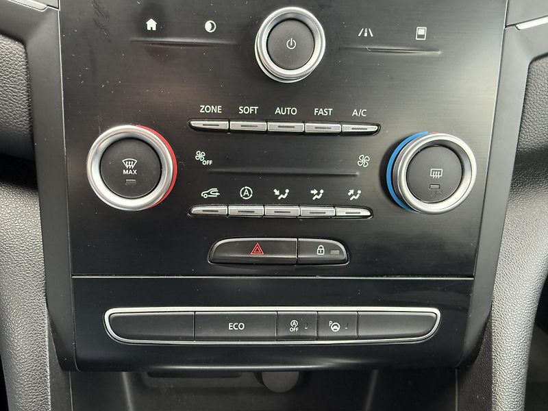 Renault Mégane 1.5 DCI 81kW - fotka 16 z 36