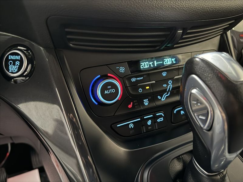 Ford Grand C-MAX 1,5   TDCI TITAN AT KAMERA FUL - fotka 19 z 39