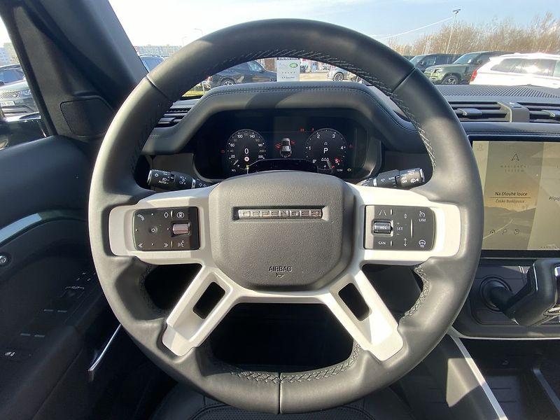 Land Rover Defender (2026) HSE X-Dynamic D350 110 - fotka 17 z 31