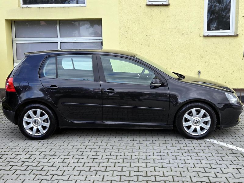 Volkswagen Golf TDi 103kW SPORT,ROZVODY - fotka 6 z 33
