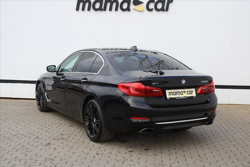 BMW Řada 5 540i xDrive 250kW LUXURY ČR - fotka 5 z 35
