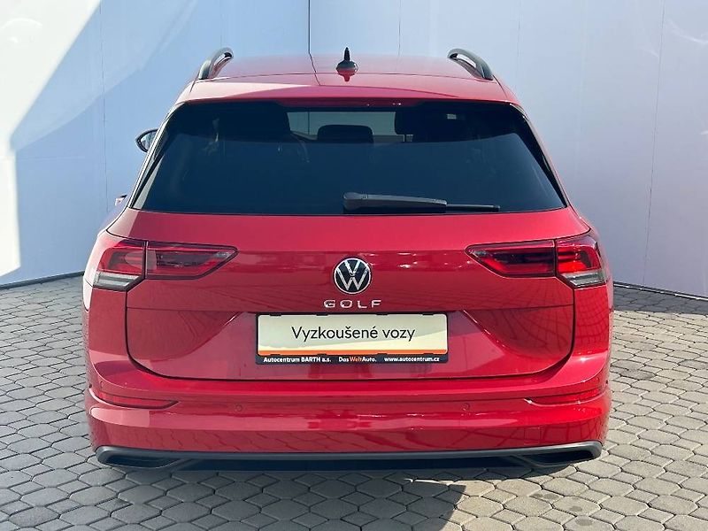 Volkswagen Golf Life 6G 1,5TSi - fotka 23 z 24