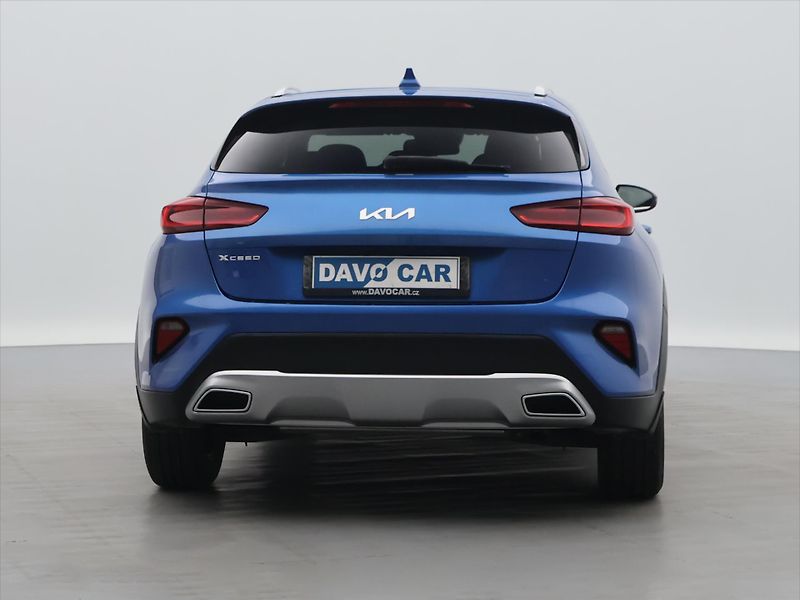 Kia XCeed 1,5 T-GDi 118kW Exclusive CZ - fotka 6 z 32