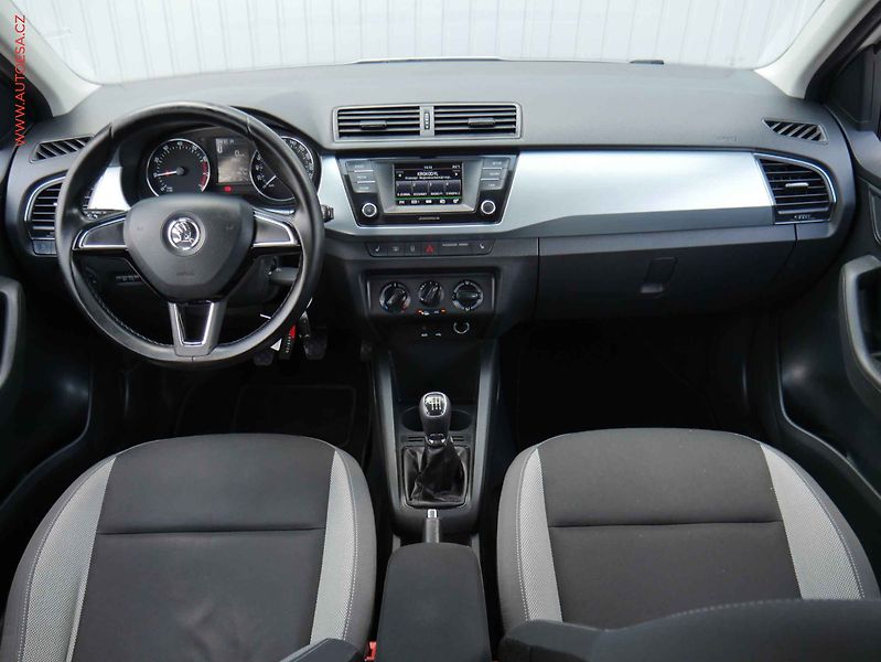 Škoda Fabia (2015) 1.2 TSi, ČR, Ambition - fotka 8 z 15