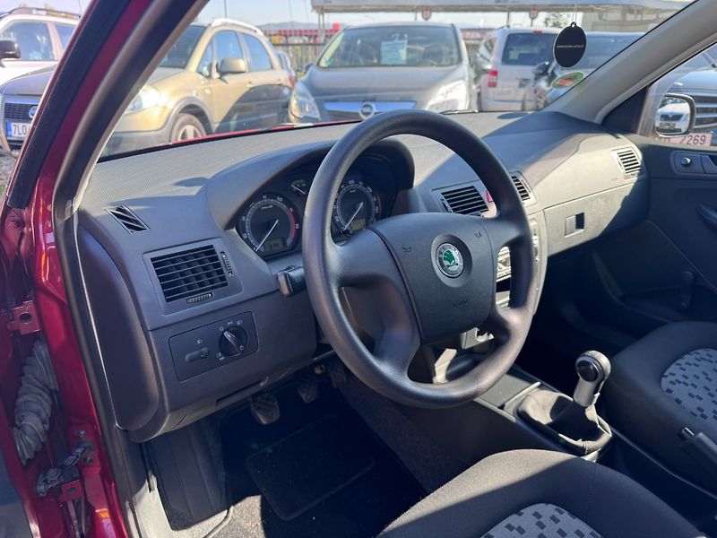 Škoda Fabia (2006) 1,4i 55 KW KILOMETRY STK - fotka 15 z 40