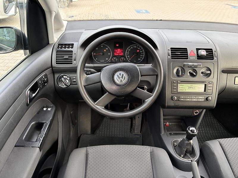 Volkswagen Touran 1.9TDi 74kW  - fotka 15 z 19