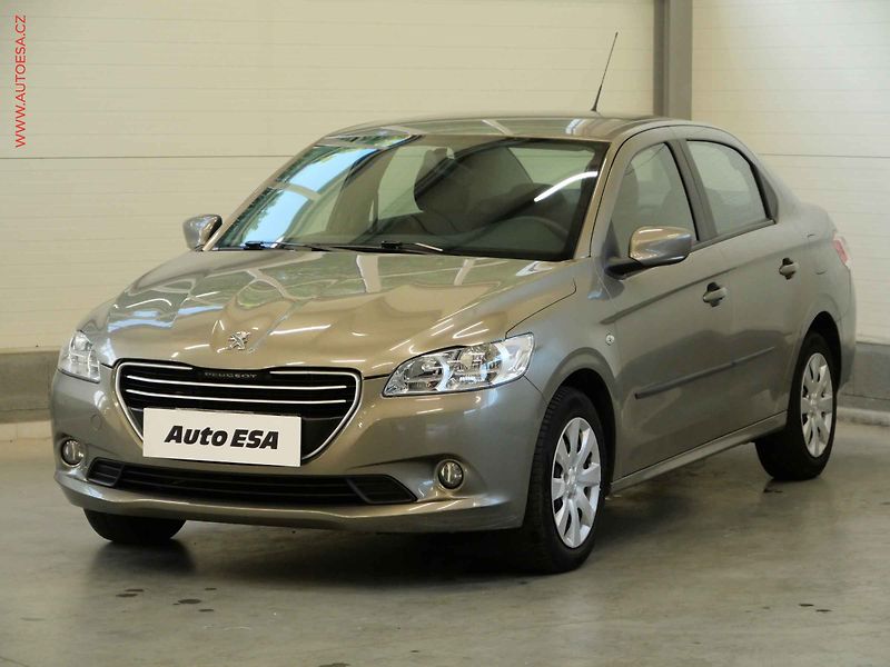 Peugeot 301 (2014) 1.6i, 2.maj,ČR, servis.kniha - fotka 3 z 18