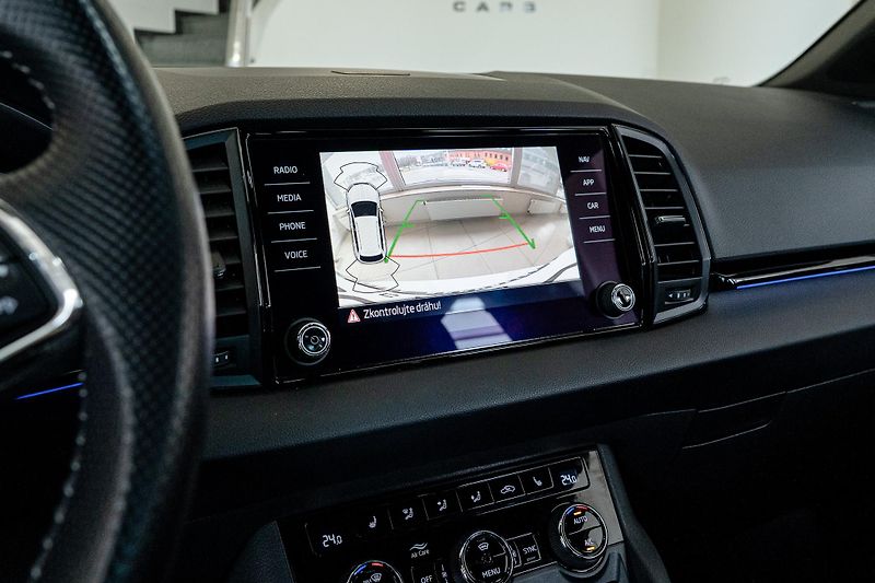 Škoda Karoq (2021) 2,0 TDI DSG 4x4 Sportline - fotka 17 z 19
