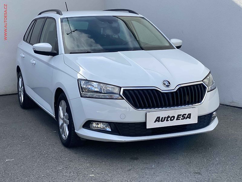 Škoda Fabia (2023) 1.0 TSi, 1.maj,ČR, Ambition - fotografie inzerátu
