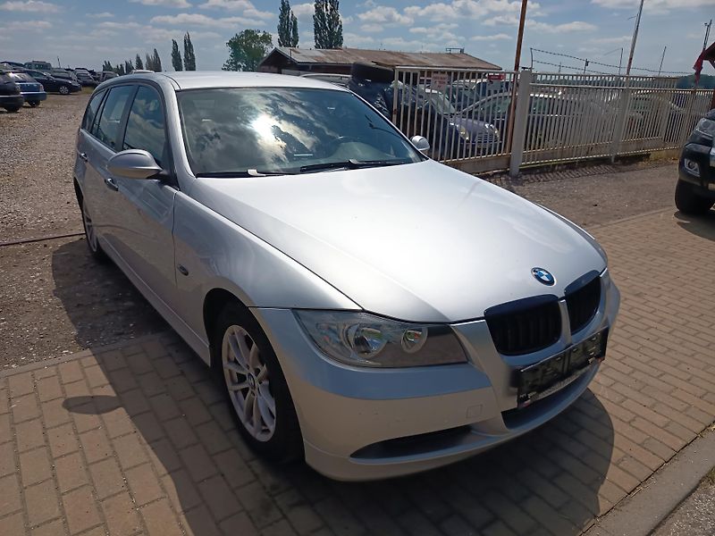 BMW Řada 7 (2006) 2.0 95kw - fotka 11 z 49