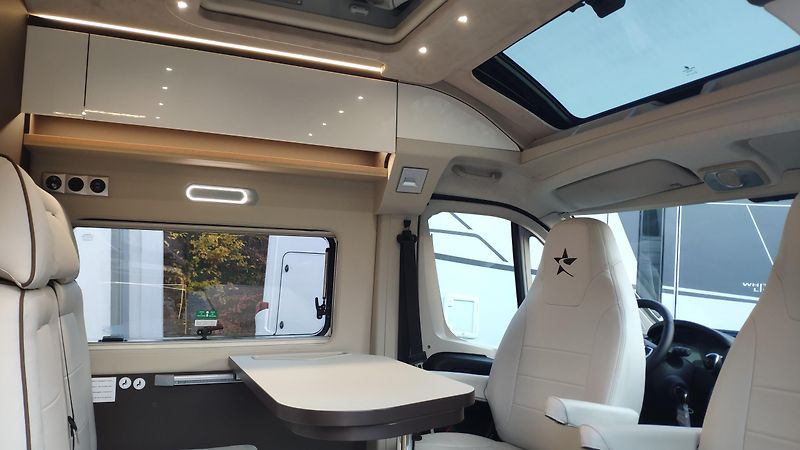 Autostar (2026) 630LJ PRESTIGE TOP KVALITA - fotka 7 z 34