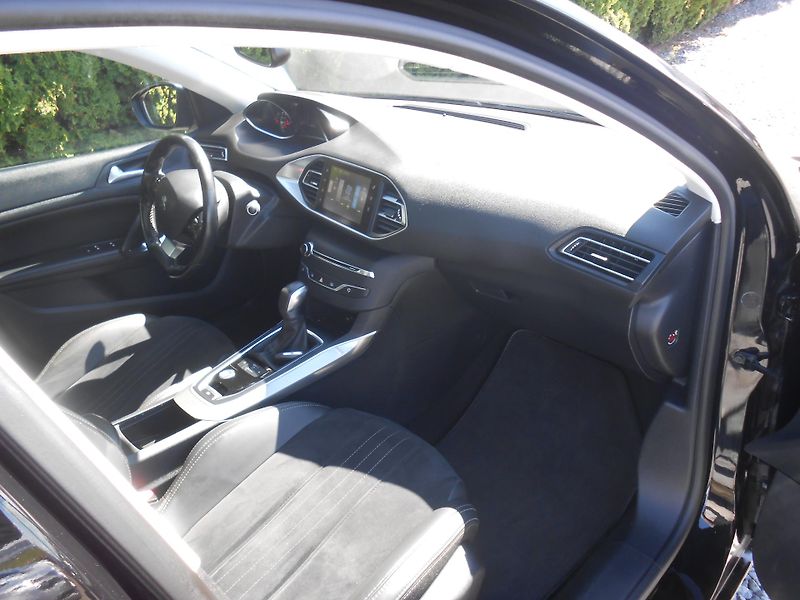 Peugeot 308 , FULL LED, KAMERA,NAVI - fotka 16 z 43