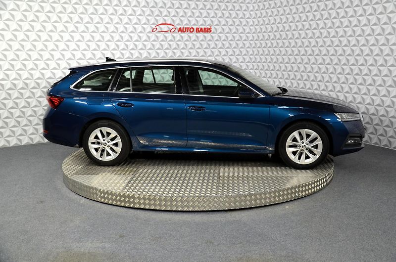 Škoda Octavia (2023) Combi 1.5TSI 110 Style - fotka 4 z 19