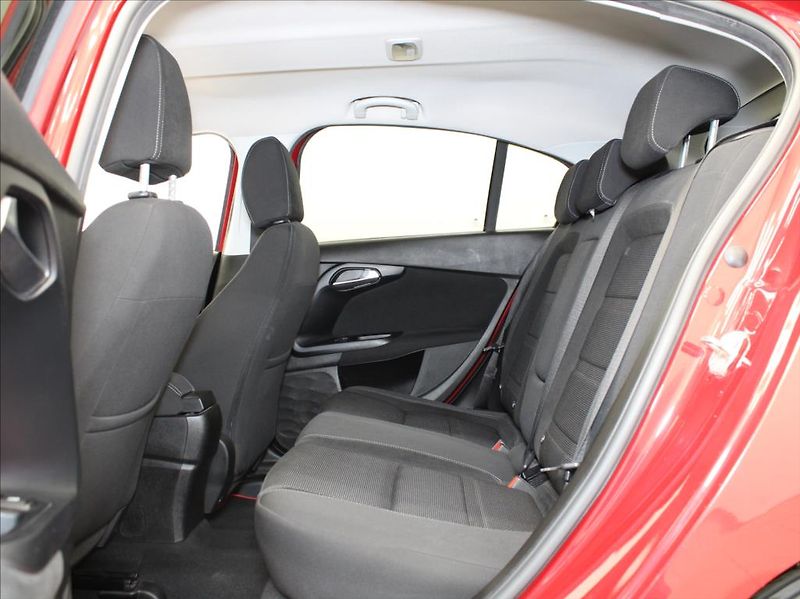 Fiat Tipo 1,6 MultiJet 88kW Kam. NAVI - fotka 7 z 22