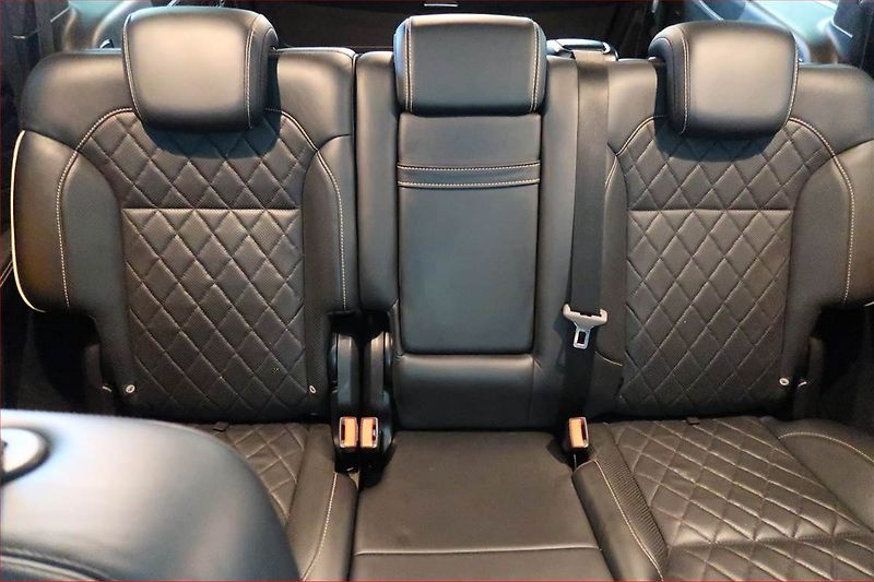 Mercedes-Benz GL (2015) 350 CDI - fotka 10 z 24